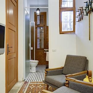 Budget Zimmer mit Kingsize-Bett